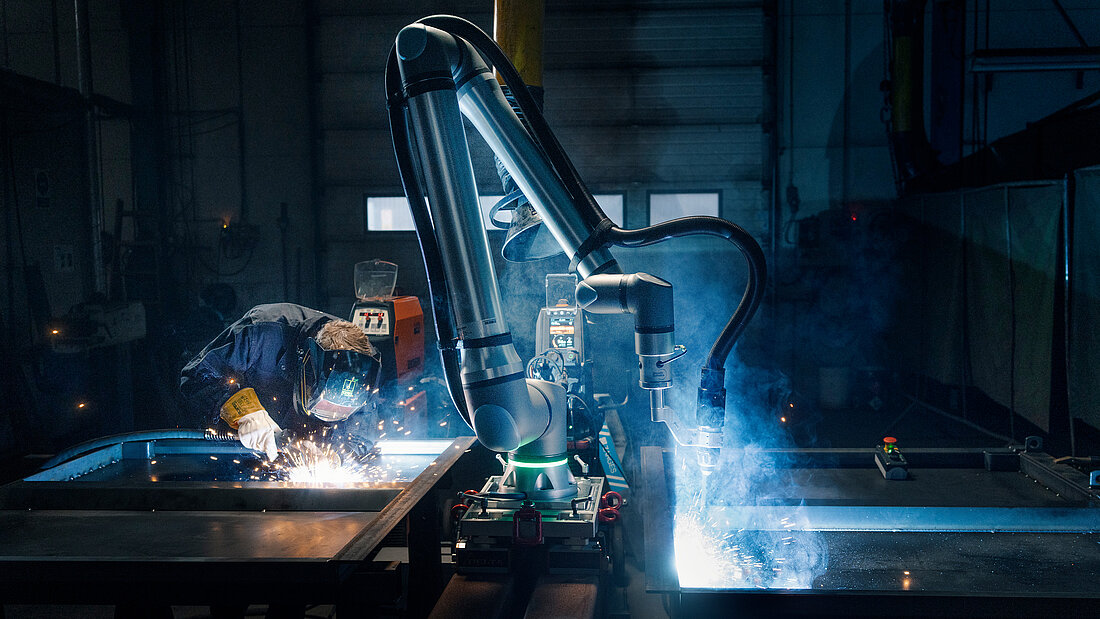 24_Roboter_Mittelstand_Herobild.jpg